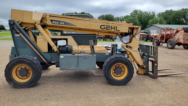 Image of Gehl RS5-34 equipment image 4
