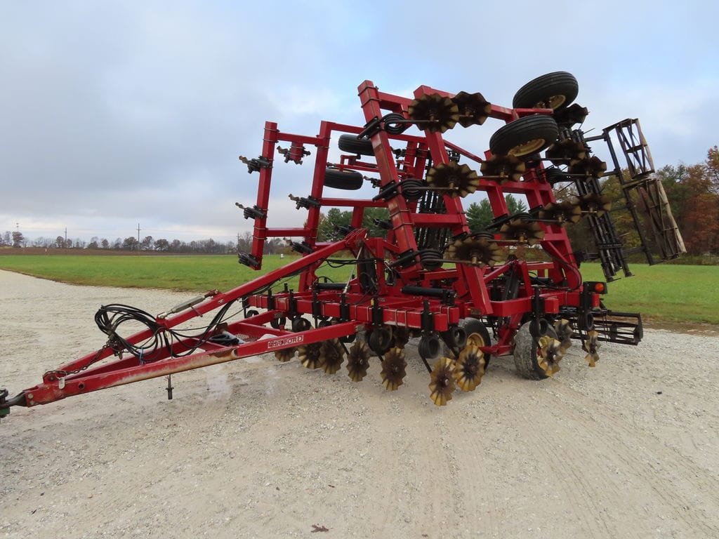 2006 Salford 570 Equipment Image0