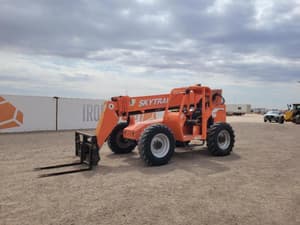 2006 Skytrak 6042 Image