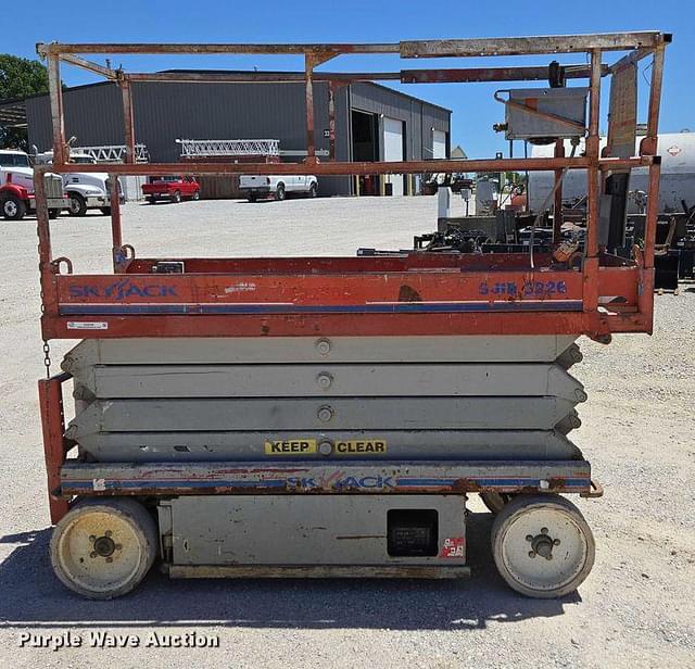 Image of Sky Jack SJ3226 equipment image 3