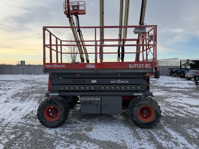 Image of Sky Jack SJ7127RT equipment image 4