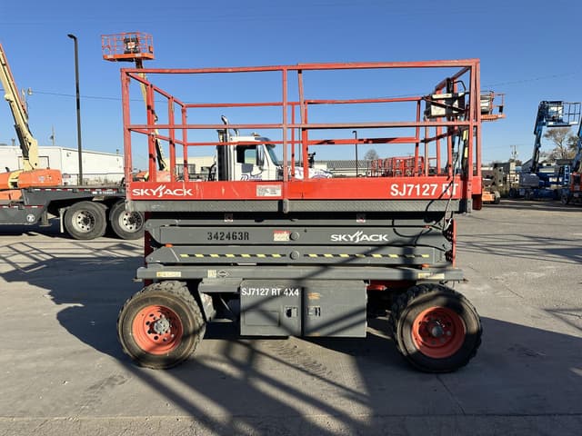Image of Sky Jack SJ7127RT equipment image 4