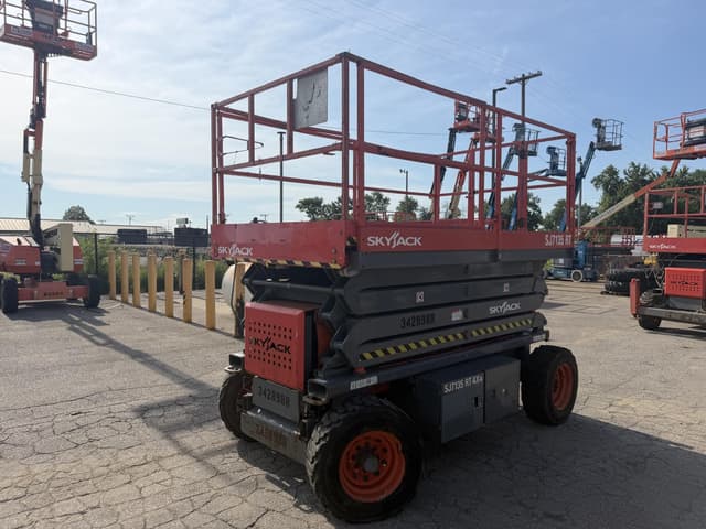 Image of Sky Jack SJ7135RT equipment image 3