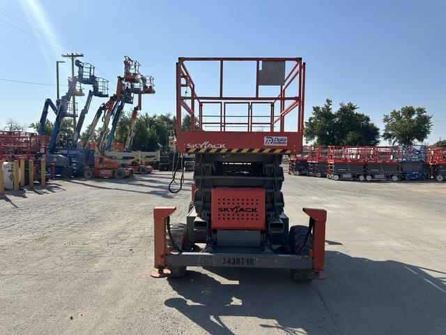 Image of Sky Jack SJ8243RT equipment image 2
