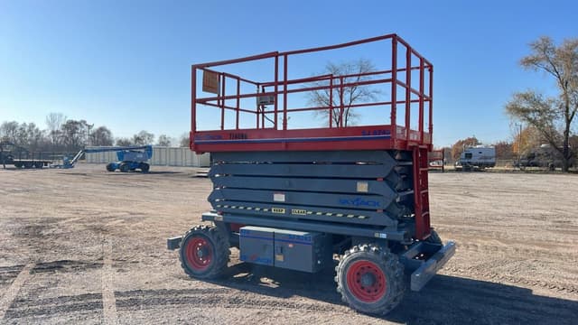 Image of Sky Jack SJ8243RT equipment image 2