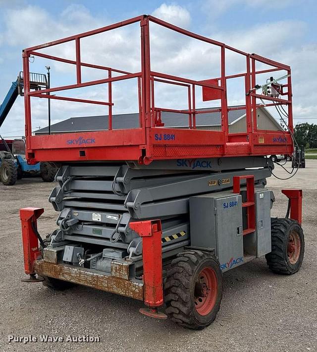 Image of Sky Jack SJ8841 equipment image 4