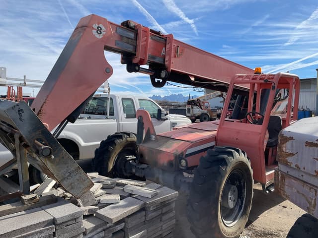 Image of Skytrak 8042 equipment image 3