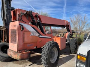 2006 Skytrak 8042 Image