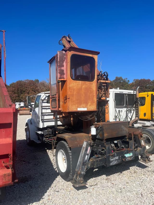 Image of Sterling L7500 equipment image 4