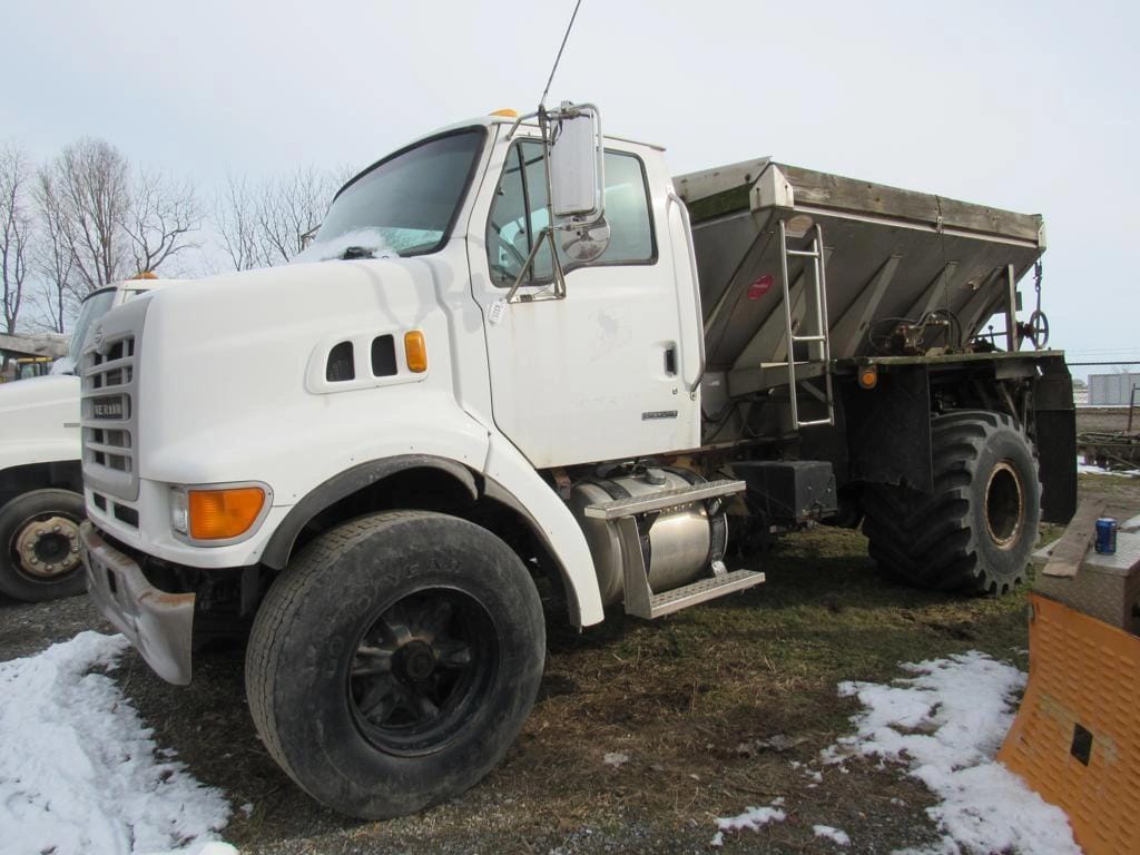 Main image Sterling L7500