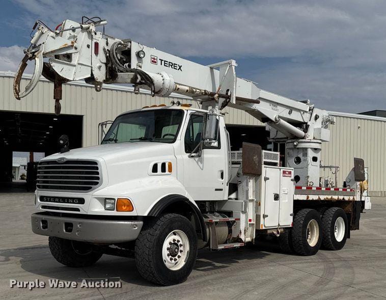 2006 Sterling L8500 Equipment Image0