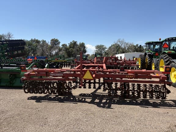 Image of Sunflower 4511 equipment image 2