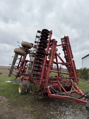 2006 Sunflower 6332-26 Image