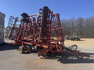 2006 Sunflower 6333-28 Image