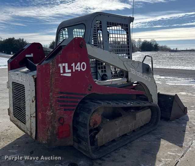 Image of Takeuchi TL140 equipment image 4