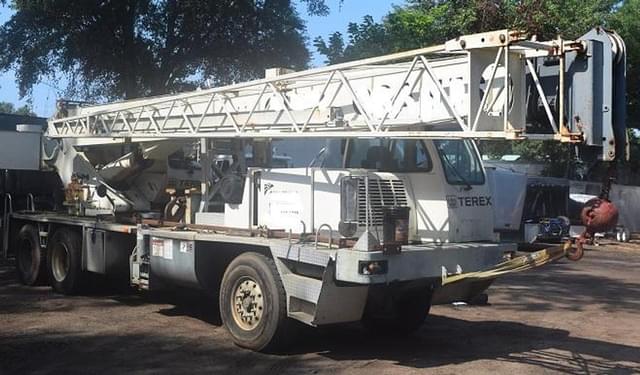Image of Terex T340-1XL equipment image 4