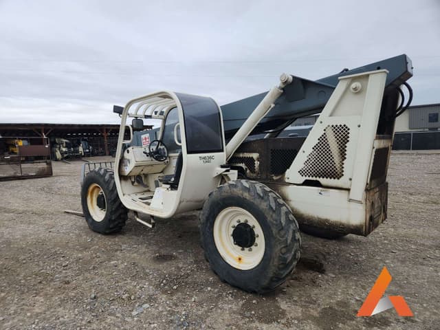 Image of Terex TH636C equipment image 3