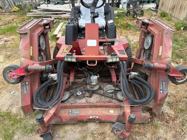 Image of Toro Groundsmaster 4100-D equipment image 3