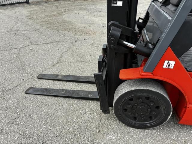 Image of Toyota 7FGCU20 equipment image 4