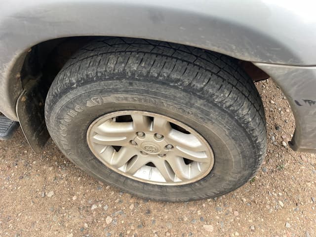 Image of Toyota Tundra equipment image 4