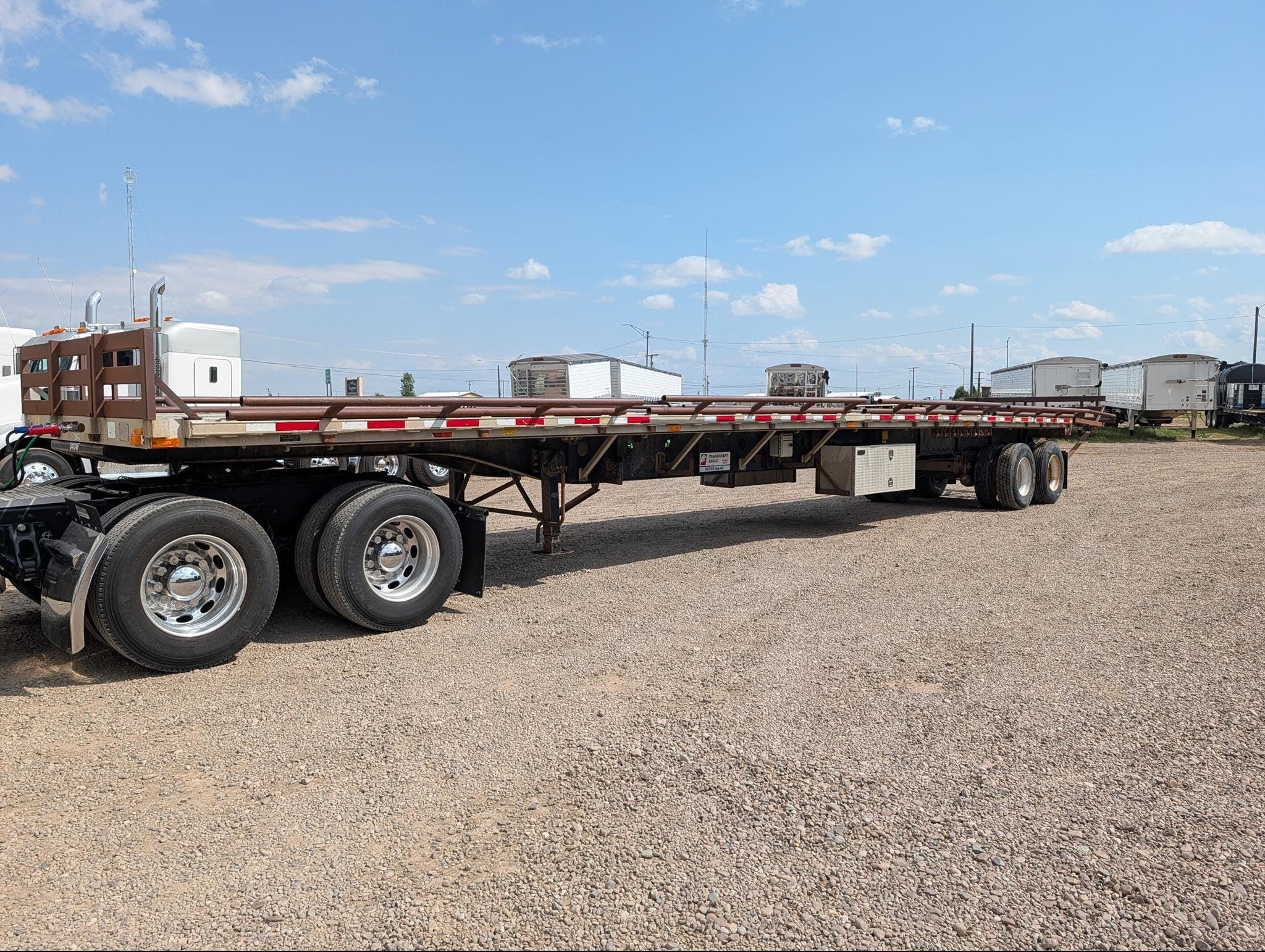 2006 Transcraft TL-2000 Equipment Image0