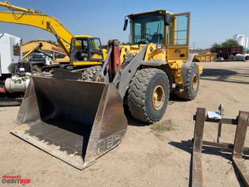 Main image Volvo L120E