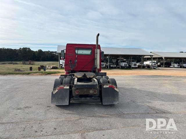 Image of Volvo D12 equipment image 4