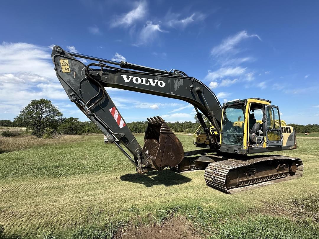 Image of Volvo EC210B LC Primary image