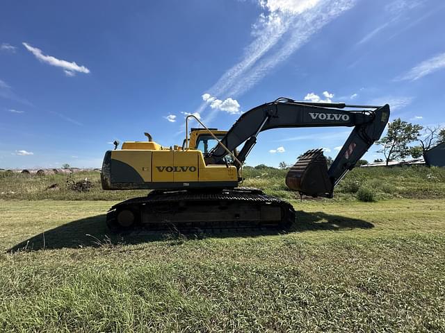 Image of Volvo EC210B LC equipment image 3