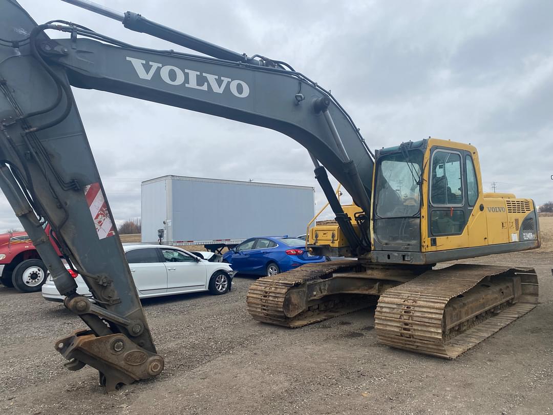 Image of Volvo EC240BLC Primary image