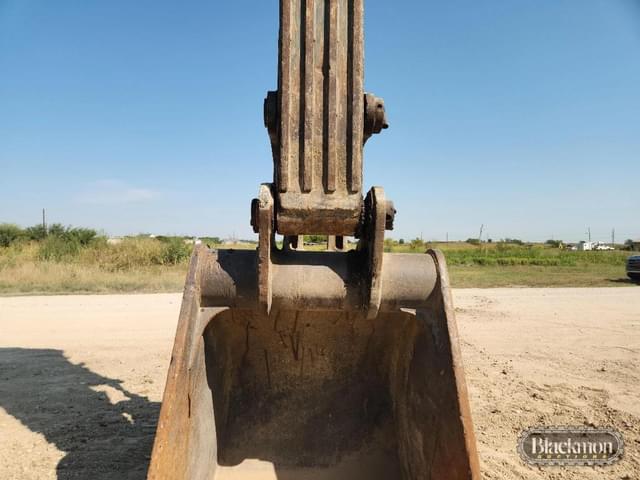 Image of Volvo EC700 equipment image 4