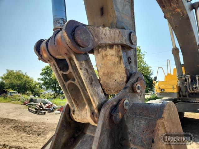 Image of Volvo EC700 equipment image 3