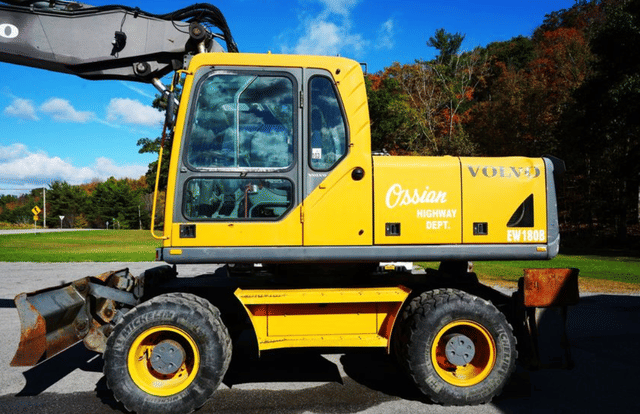 Image of Volvo EW180B equipment image 3