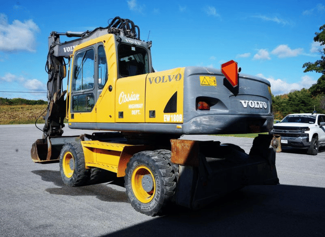 Image of Volvo EW180B equipment image 4