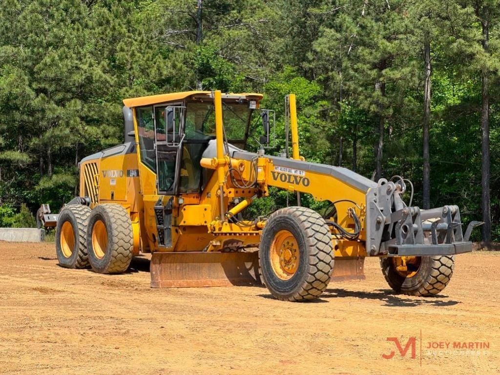 2006 Volvo G946 Equipment Image0