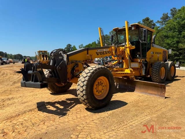Image of Volvo G946 equipment image 3
