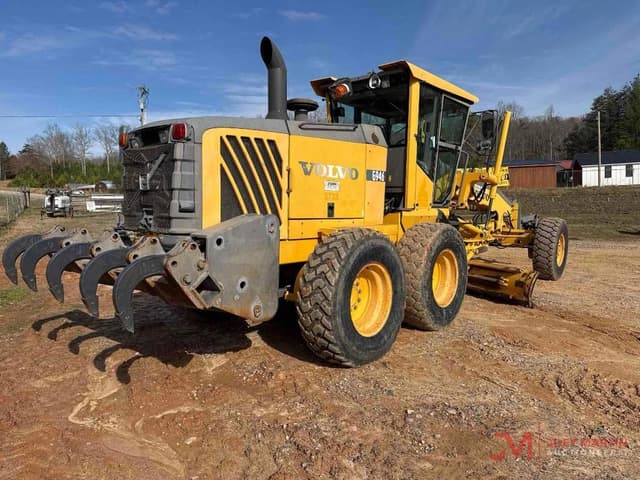 Image of Volvo G946 equipment image 2