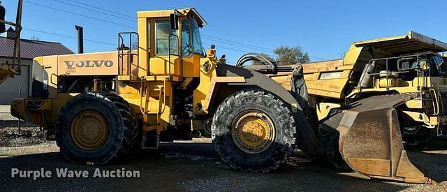 Image of Volvo L330E equipment image 1