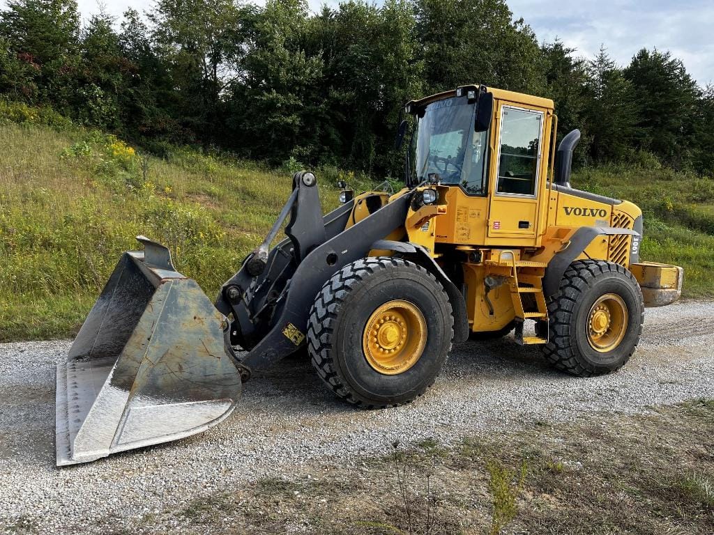 Main image Volvo L90E