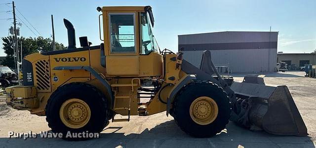 Image of Volvo L90E equipment image 3