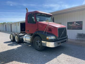 Main image Volvo VNM