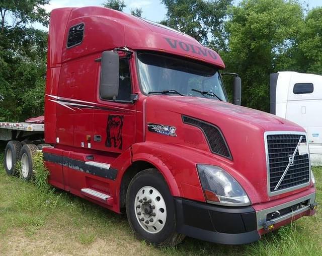 Image of Volvo VNL64T equipment image 1