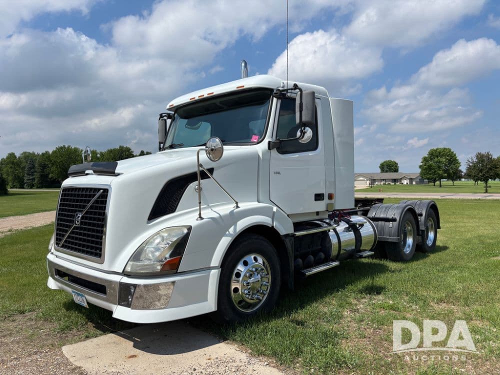 Image of Volvo VNL Primary image