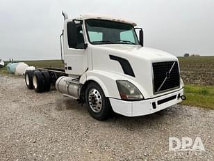 Main image Volvo VNL64T 6