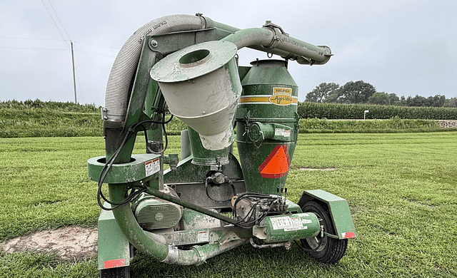 Image of Walinga Agri-Vac 5614 Deluxe equipment image 3