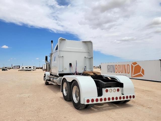 Image of Western Star 4900EX equipment image 2