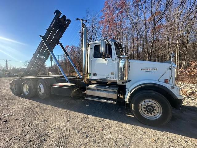 Image of Western Star 4900 FA equipment image 1