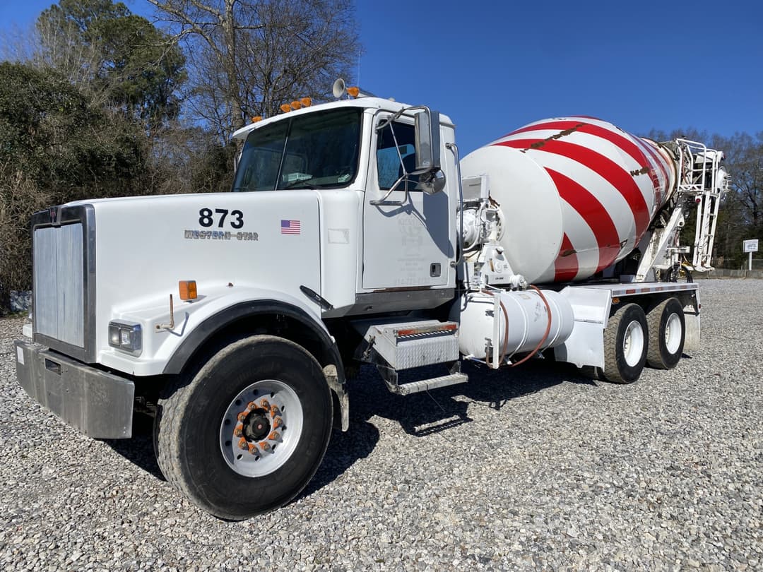 Image of Western Star 4900FA Primary image