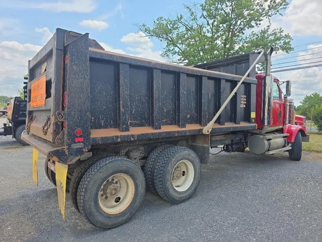 Image of Western Star 4900FA equipment image 4
