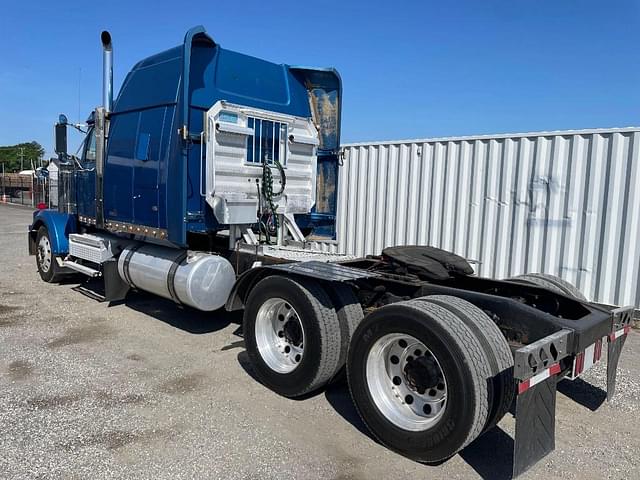 Image of Western Star 4964EX equipment image 2